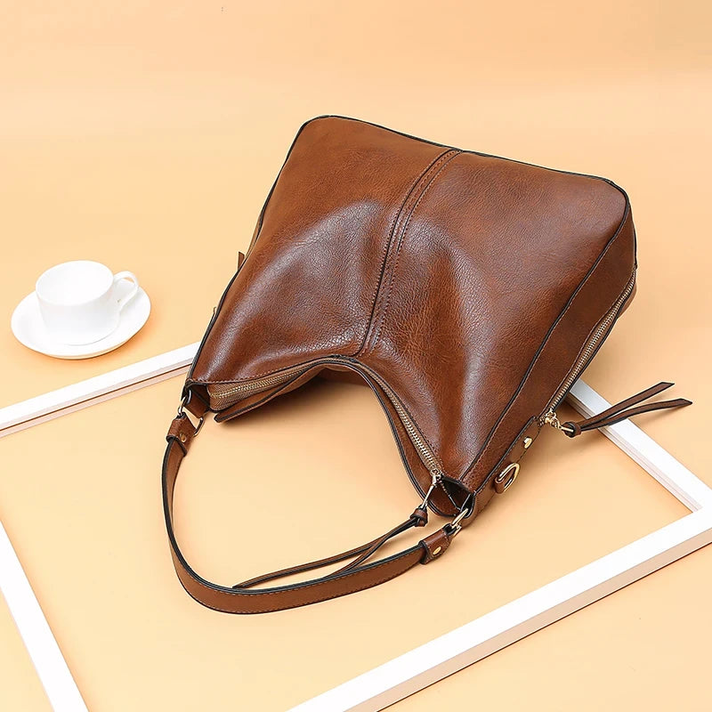 Bolso Hobo de Cuero